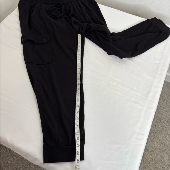 Torrid Relaxed Fit Jogger Stretch Challis Mid-Rise Cargo Pocket Pant size 1X - Picture 8 of 10